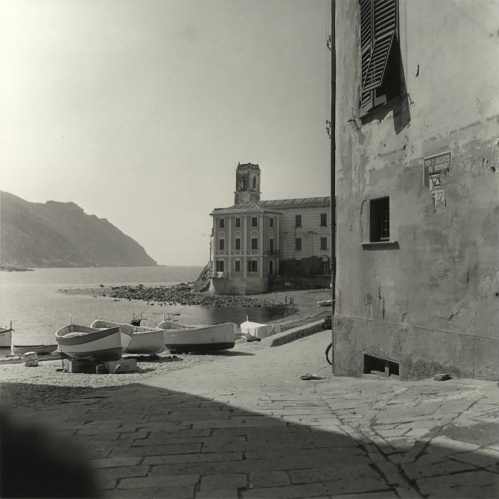 GELATIN SILVERPRINT EMMY ANDRIESSE (Dutch 1914-1953) - Sestri Levante